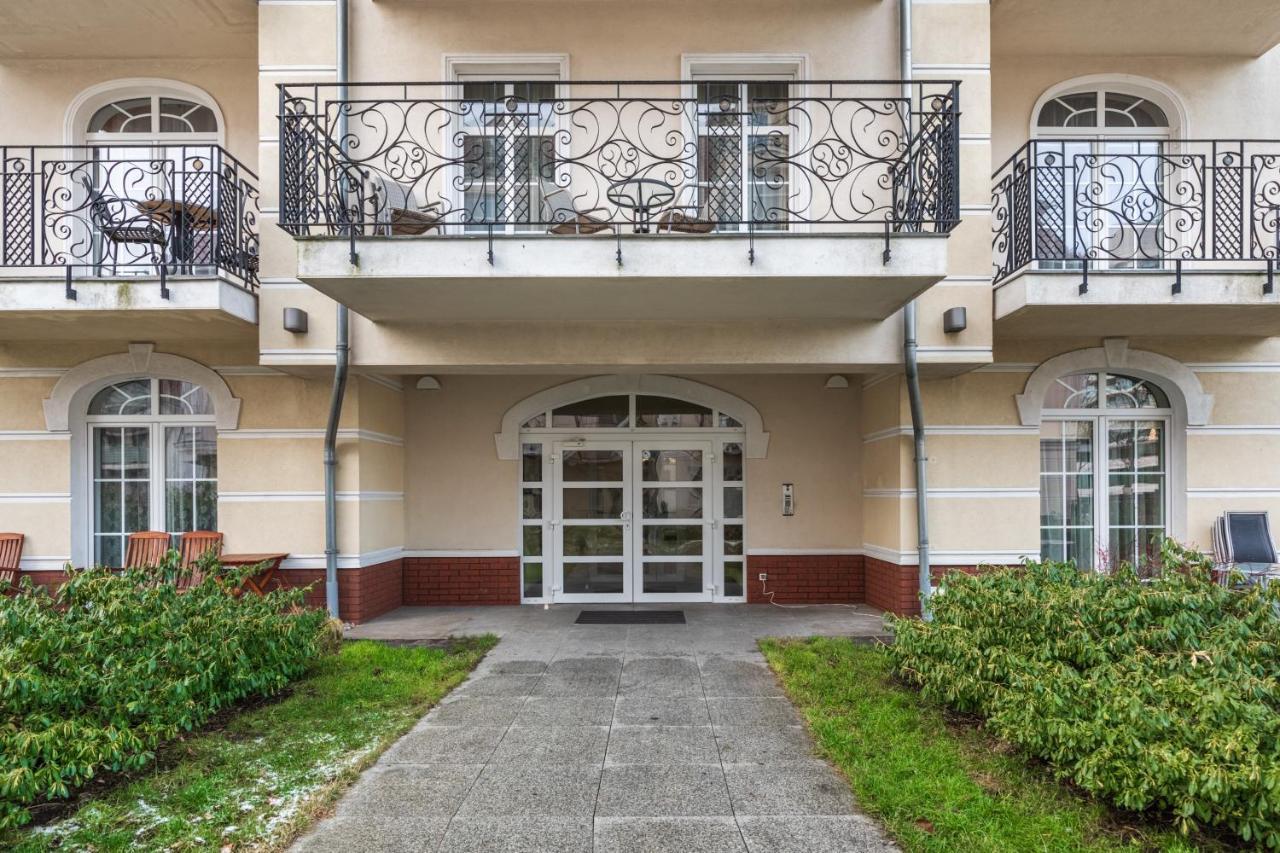 Apartamenty Trzy Korony By Noclegi Renters Świnoujście Екстериор снимка